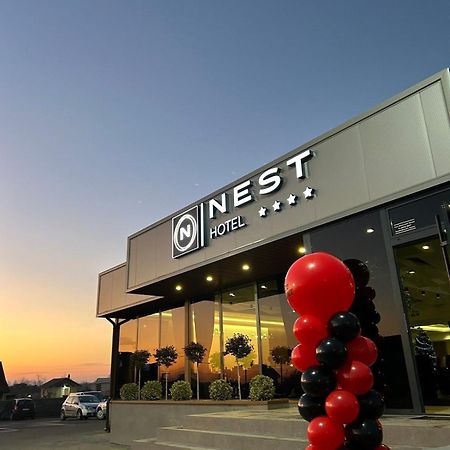 Hotel Nest บิเยลยินา ภายนอก รูปภาพ