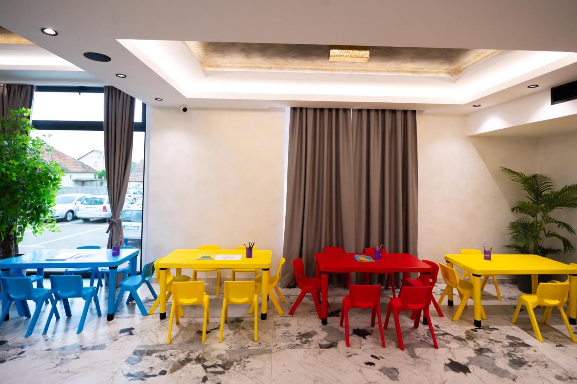 Hotel Nest บิเยลยินา ภายนอก รูปภาพ