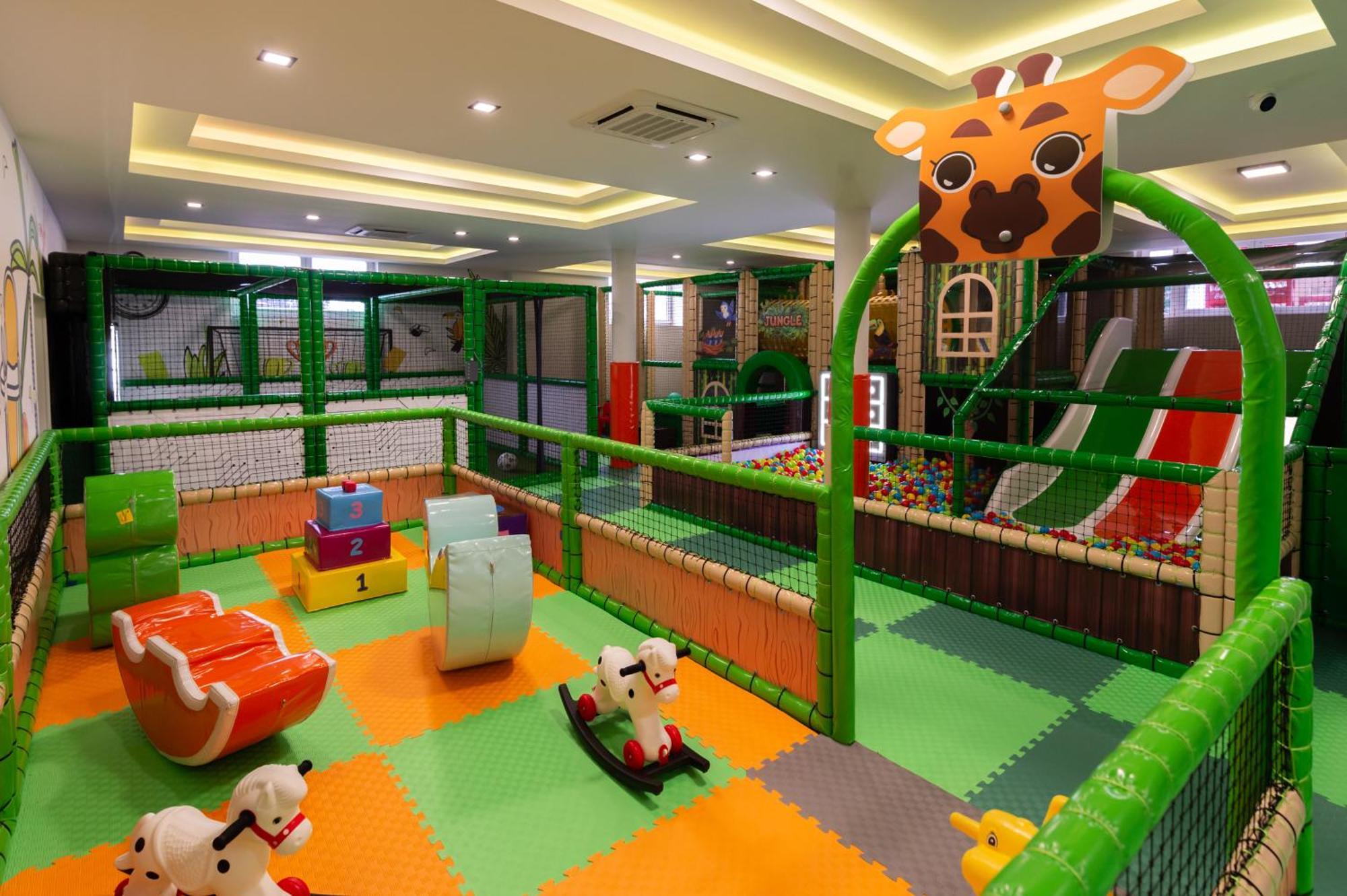 Hotel Nest บิเยลยินา ภายนอก รูปภาพ