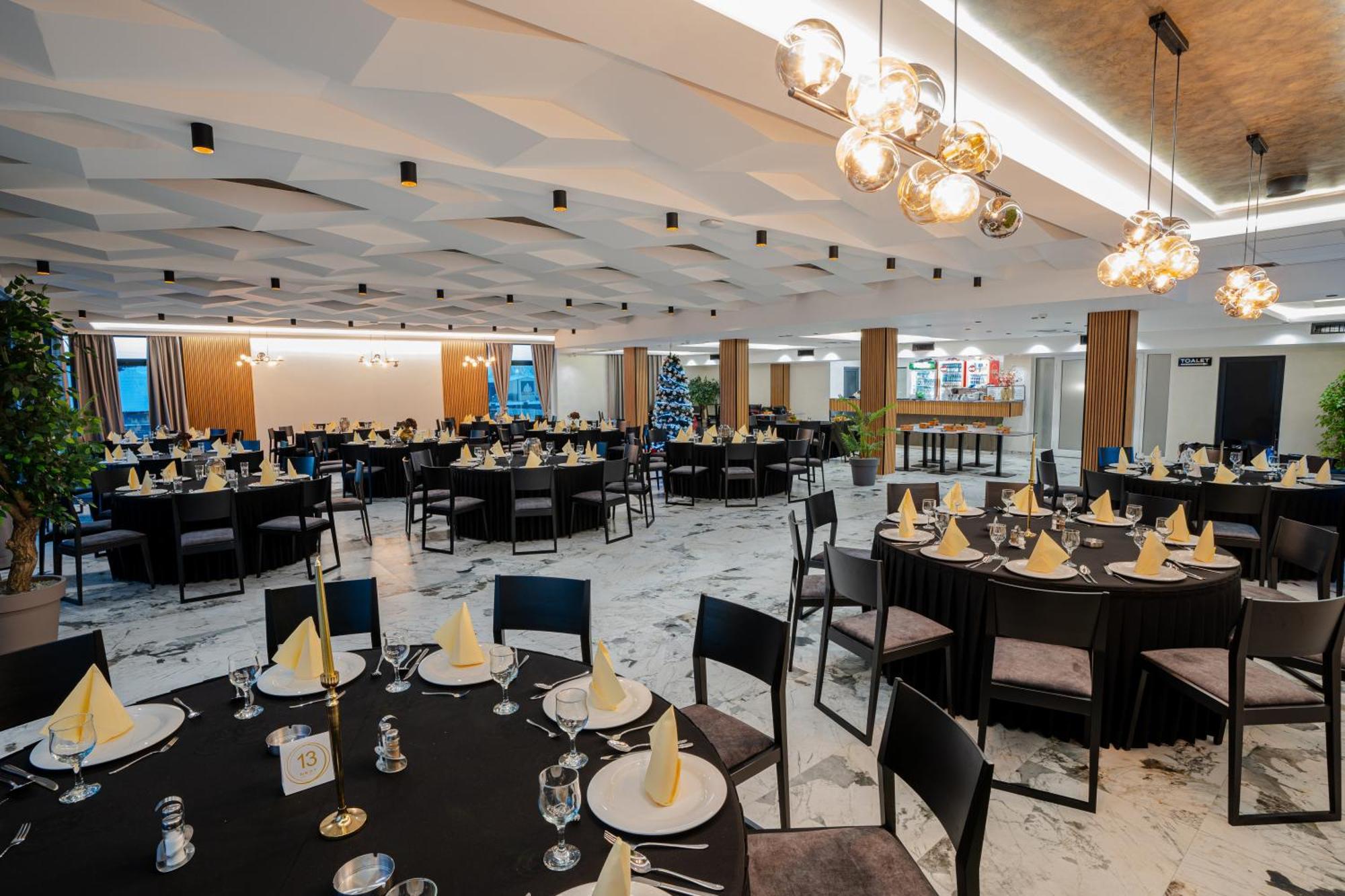 Hotel Nest บิเยลยินา ภายนอก รูปภาพ