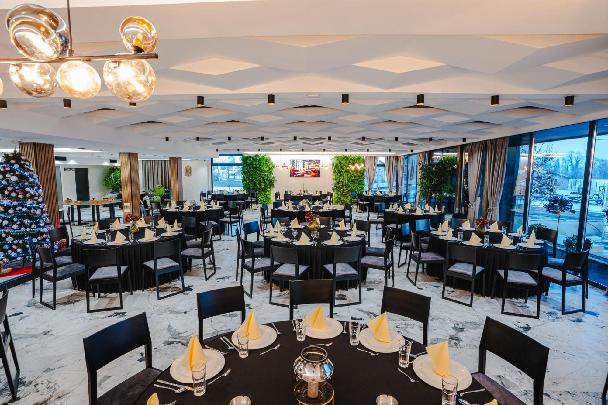 Hotel Nest บิเยลยินา ภายนอก รูปภาพ