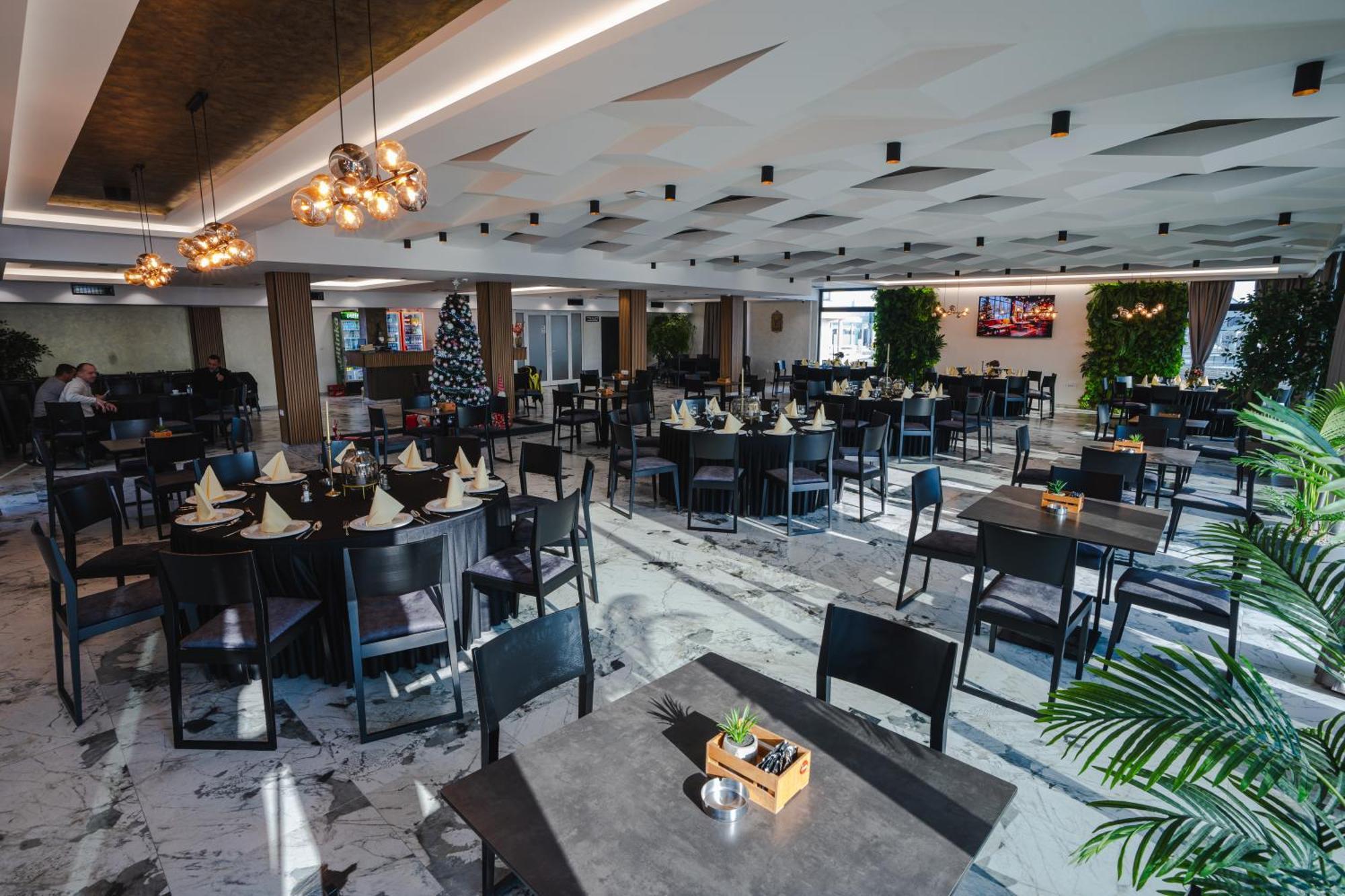 Hotel Nest บิเยลยินา ภายนอก รูปภาพ