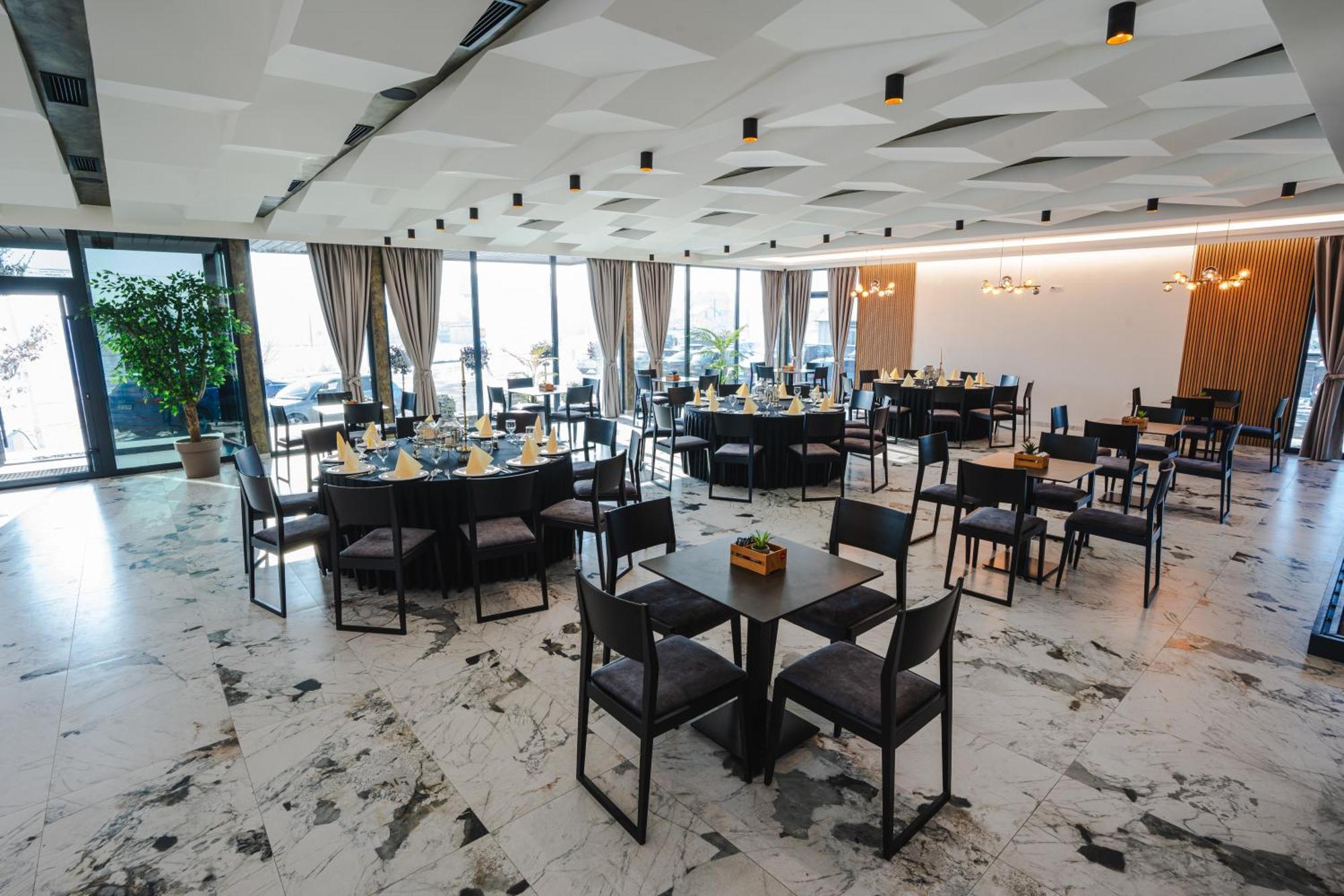 Hotel Nest บิเยลยินา ภายนอก รูปภาพ