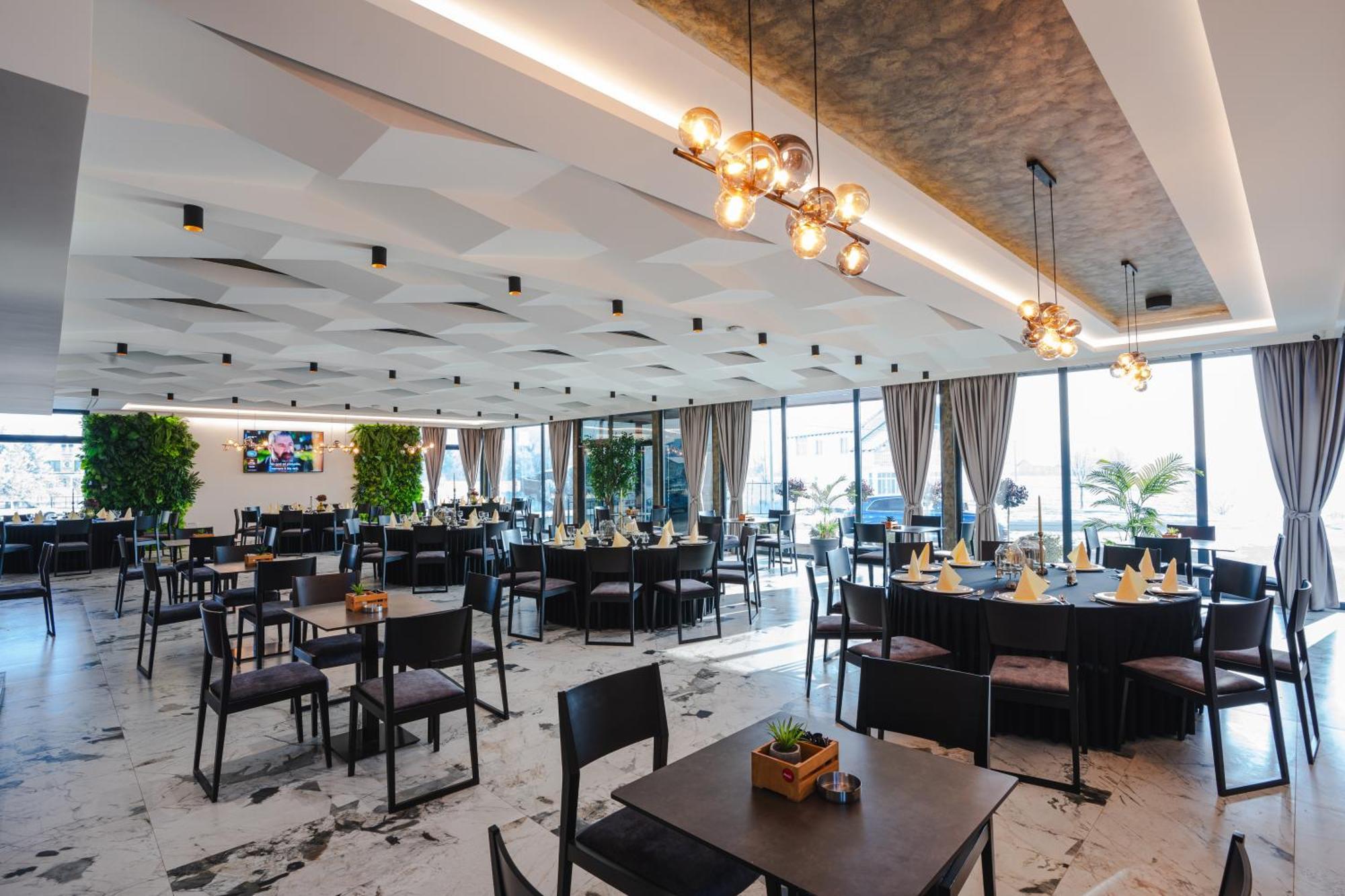 Hotel Nest บิเยลยินา ภายนอก รูปภาพ