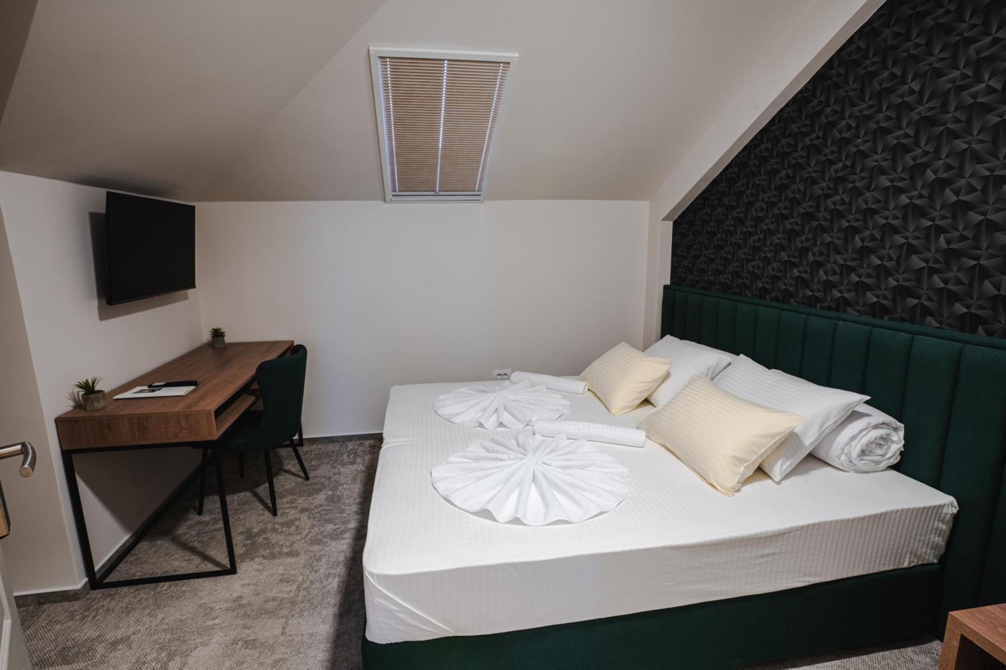 Hotel Nest บิเยลยินา ภายนอก รูปภาพ
