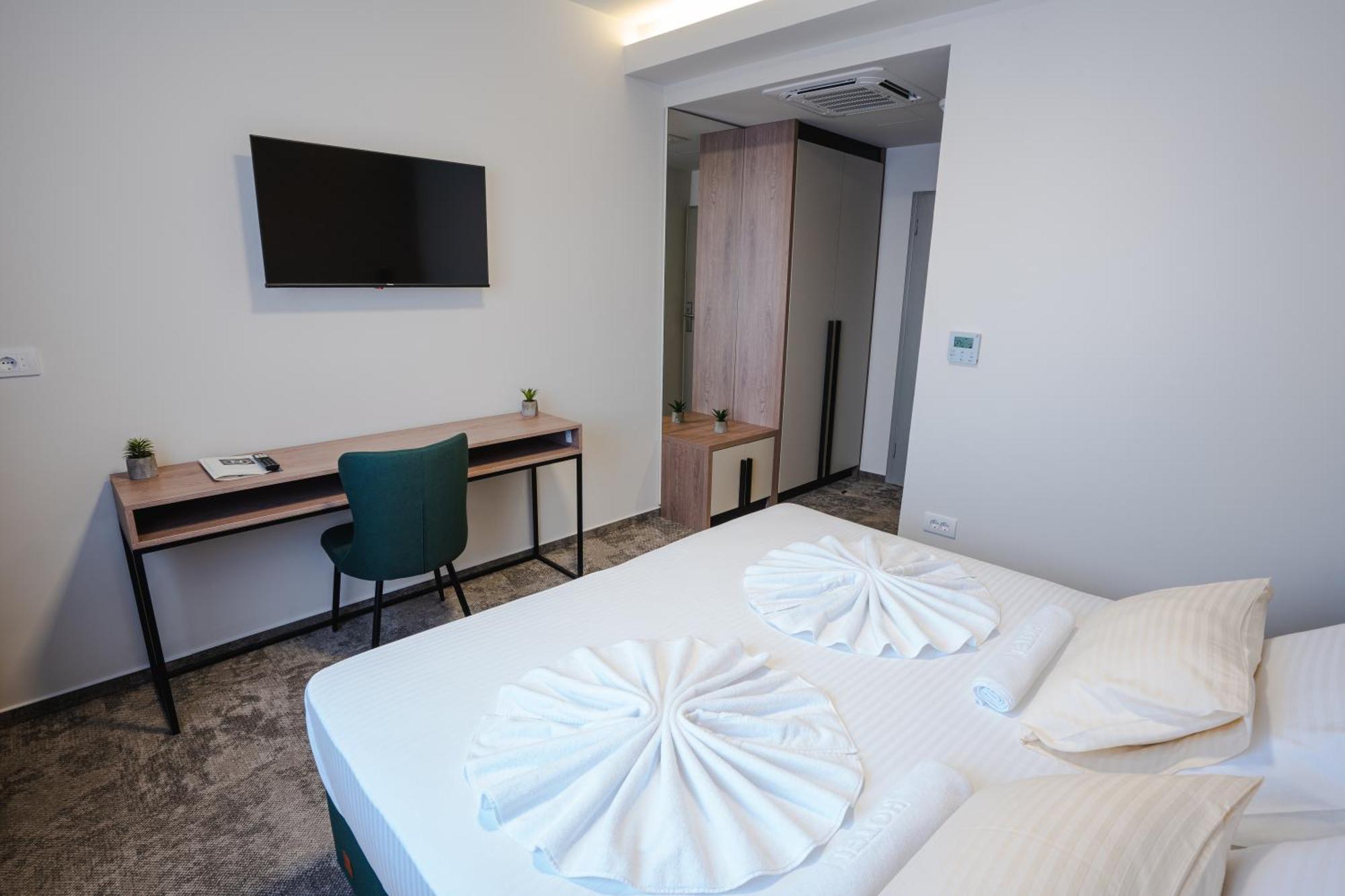 Hotel Nest บิเยลยินา ภายนอก รูปภาพ